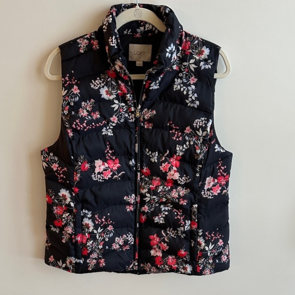 LOFT Floral Puffer Vest
